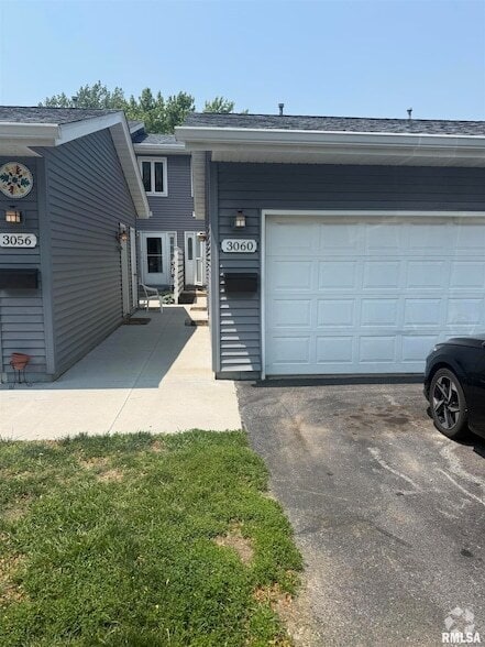 Building Photo - 3060 Parkwild Dr