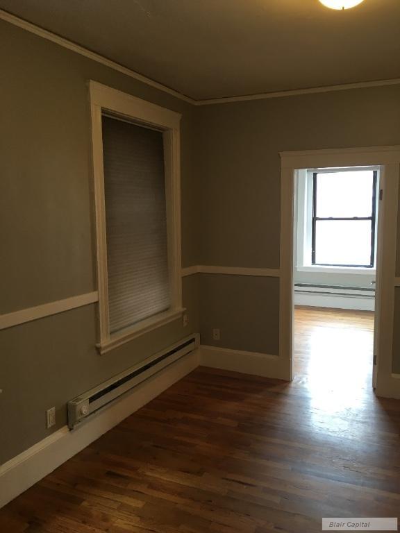 Building Photo - 422 Hanover St