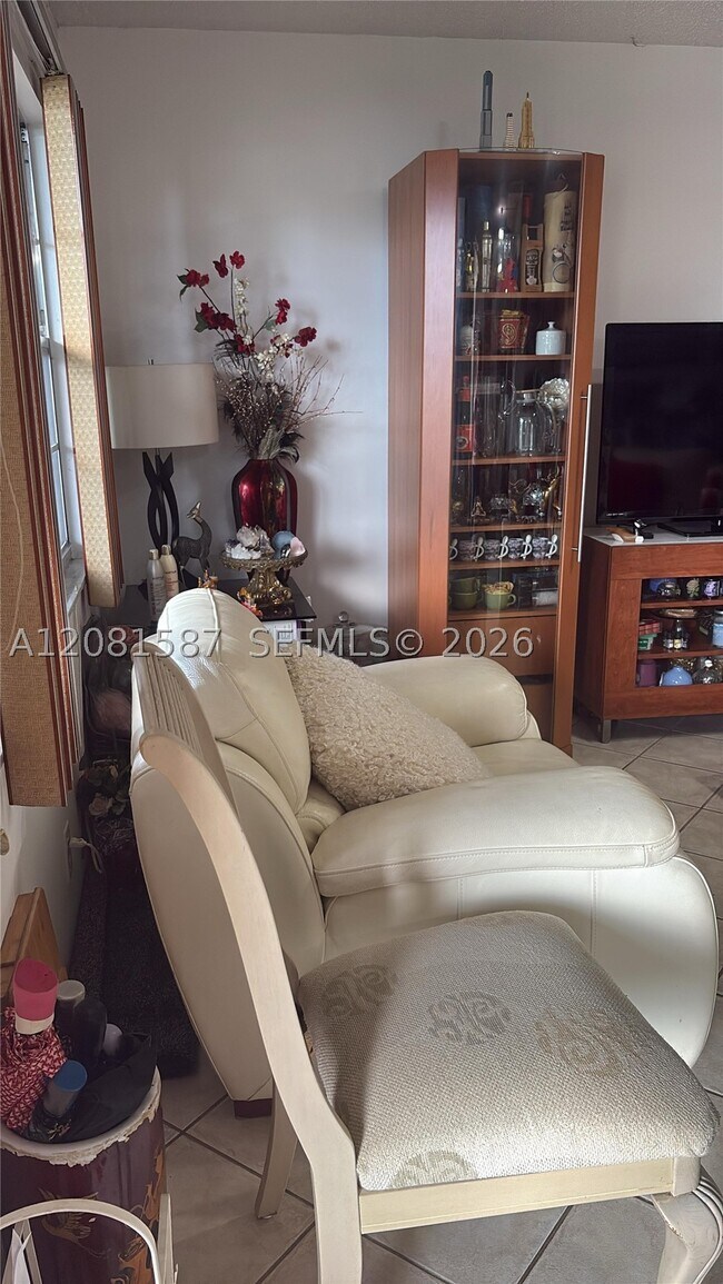 Foto del edificio - 13455 SW 9th Ct