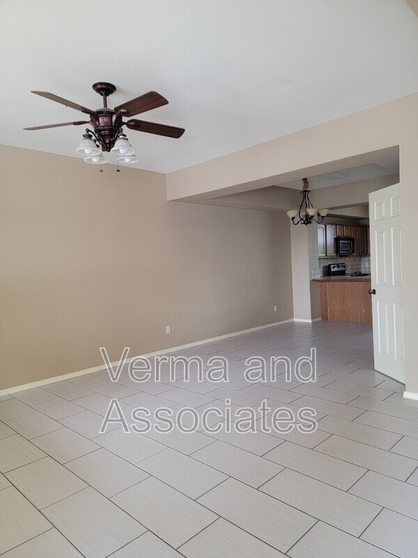 Building Photo - 192 Fair St