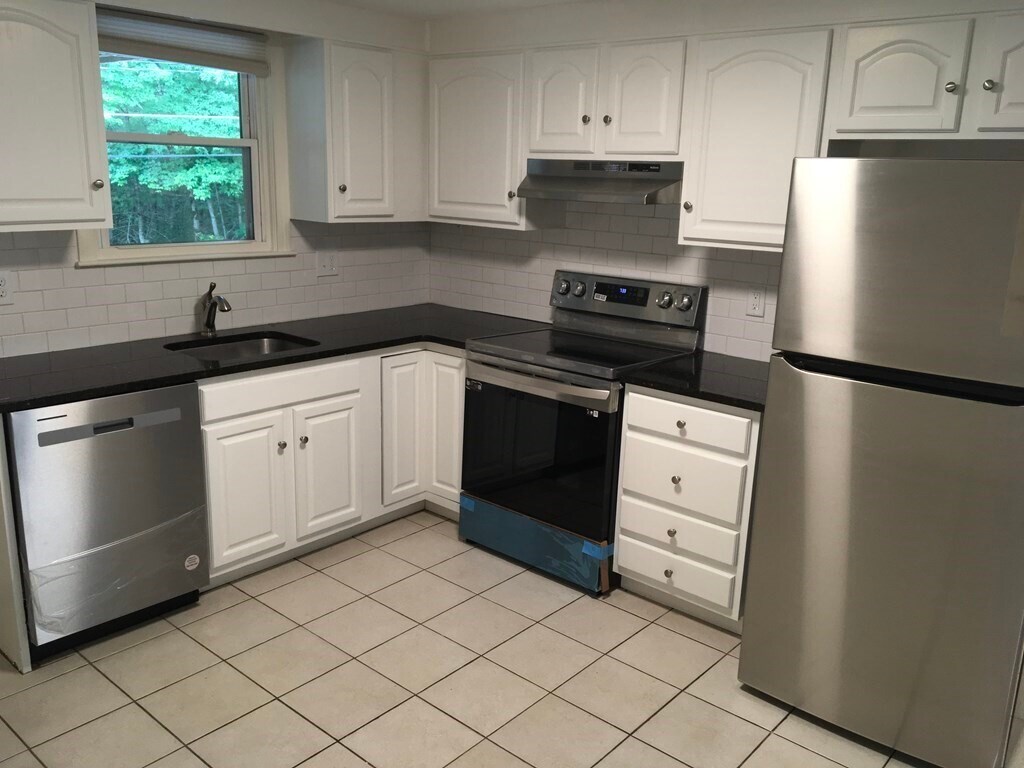 Foto principal - 171 Ware St