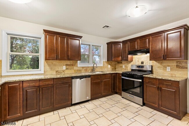 Foto del edificio - 133 Cleveland Ave