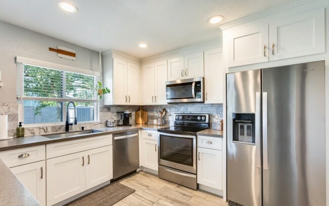 Building Photo - 2Bed/2Bath Home - SR-51/Bell Rd - Move-In ...