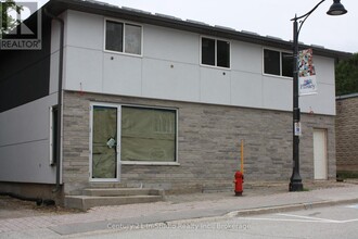 Building Photo - 413 Queen St S