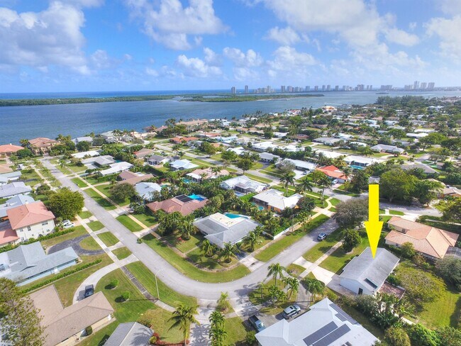 Foto del edificio - 807 Easterly Rd