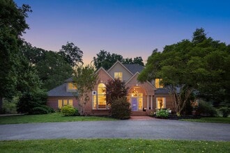 Building Photo - 118 Holcombe Cove Rd