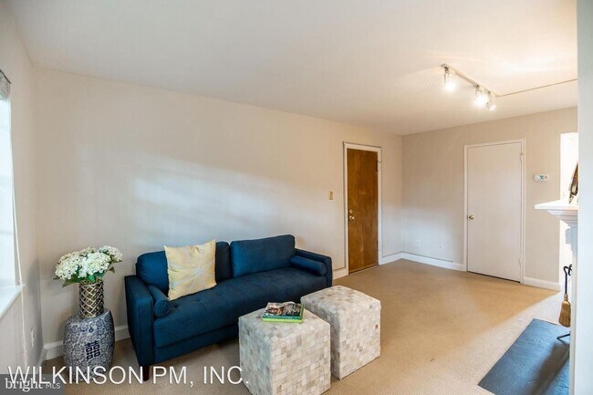 Building Photo - 1 br, 1 bath House - 2023 N 21st St Unit 26