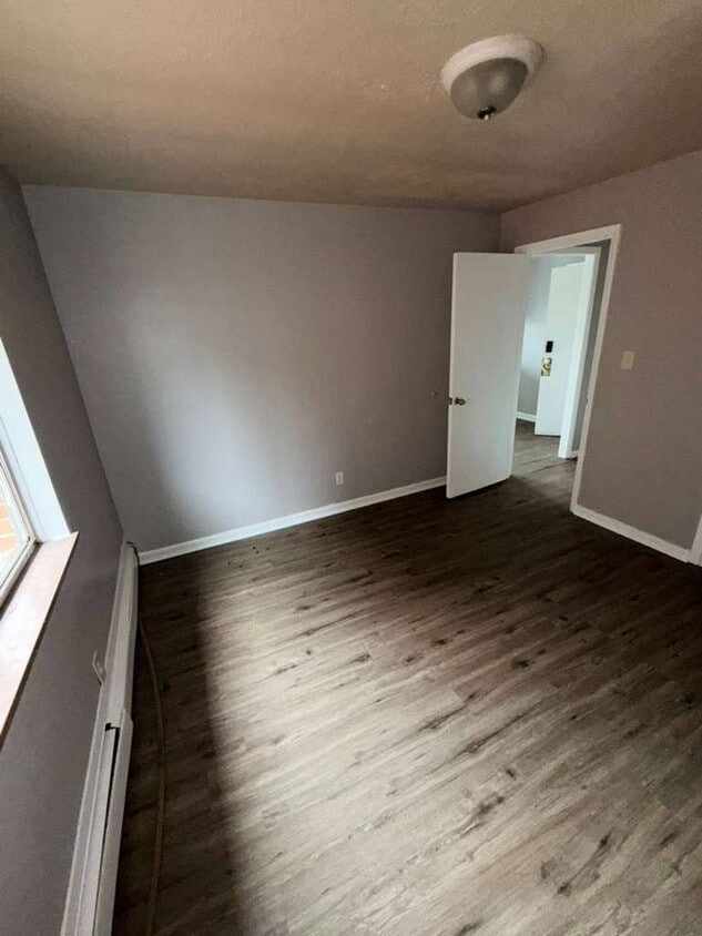 Photo - 15112 Euclid Ave (East Cleveland, OH)