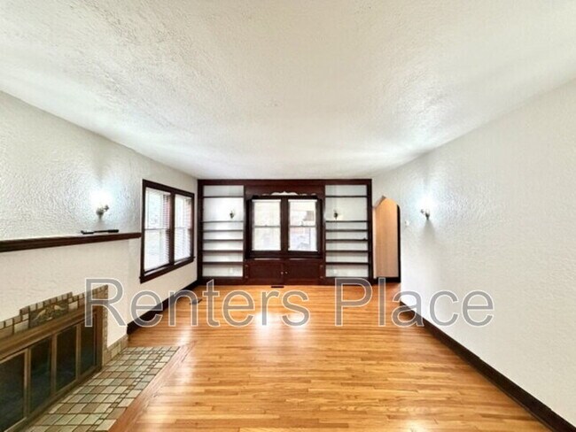Foto del edificio - 5524 S Owasso Ave