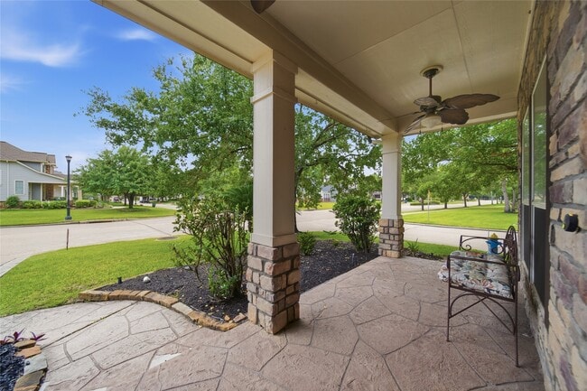 Building Photo - 14403 Coles Crossing Dr N