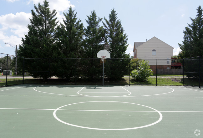 Athletic Courts - Coppermine Run