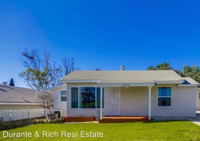 Building Photo - 2 br, 1 bath House - 3838 Costa Bella Dr. (A)