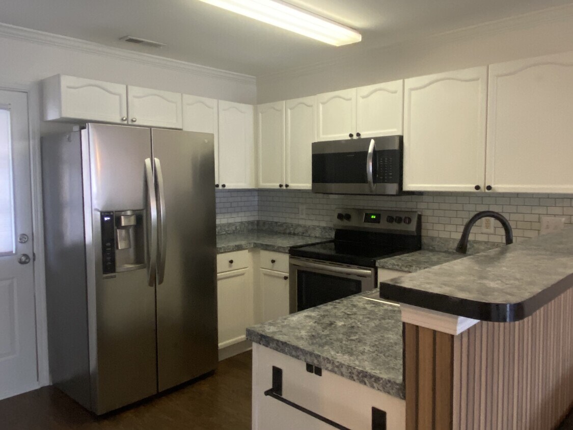 Foto principal - 1522 Harpers Inlet Dr