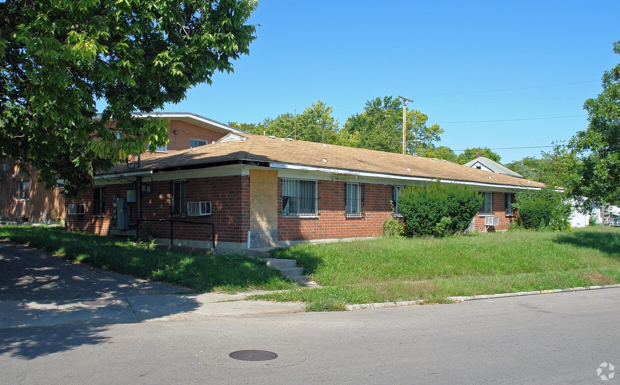 Building Photo - Charles Foster Apartments