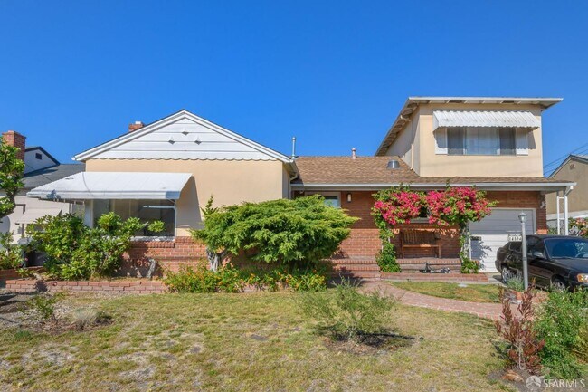 Foto del edificio - 14594 Lark St