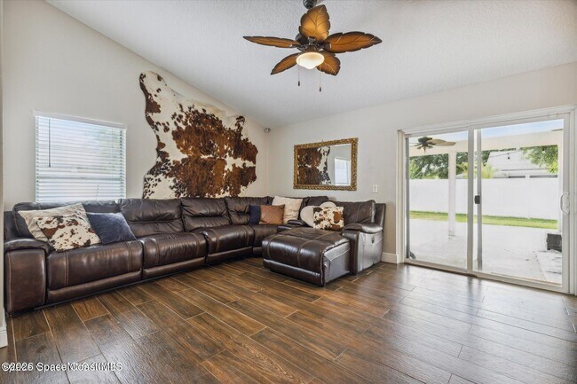 Foto del edificio - 2532 Kingsmill Ave