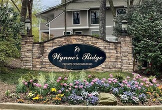 Building Photo - 401 Wynnes Ridge Cir SE