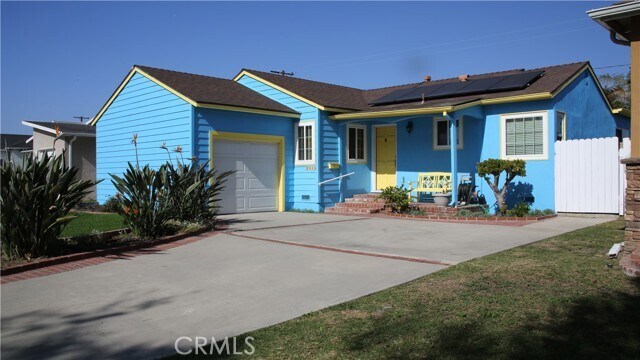 Foto del edificio - 2619 W 176th St