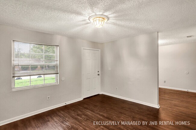 Building Photo - 7410 John F Kennedy Dr W