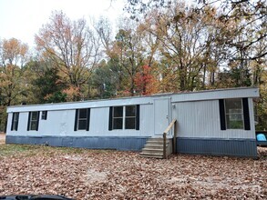 Building Photo - 1572 Riverside Rd