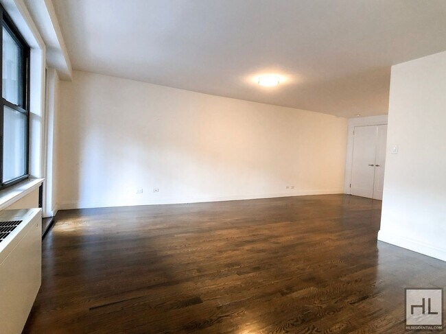 Building Photo - East 82nd Street