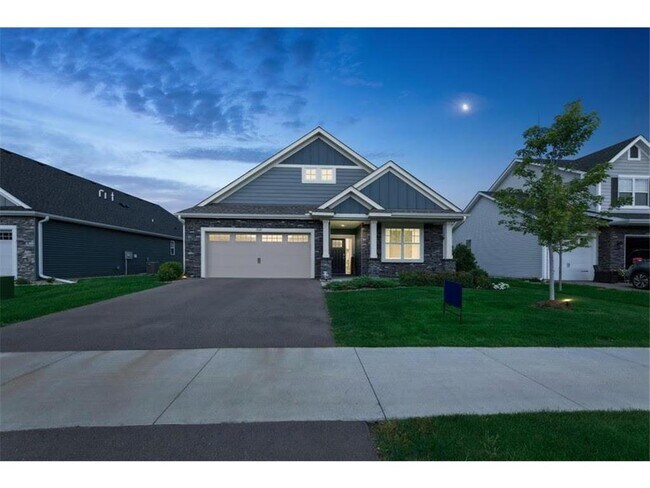 Foto del edificio - 9337 Bridle Way