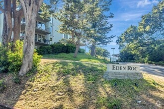 Building Photo - 363 Eden Roc Dr
