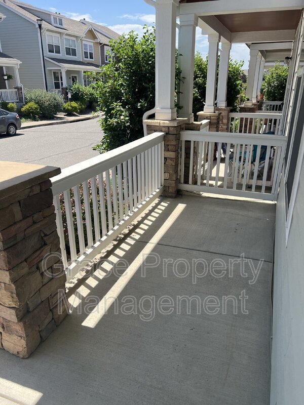 Foto del edificio - 15612 E 96th Way
