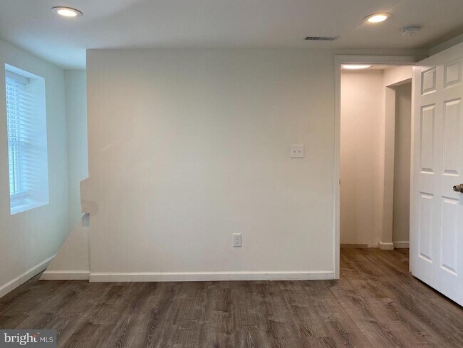 Foto del edificio - 920 Young St