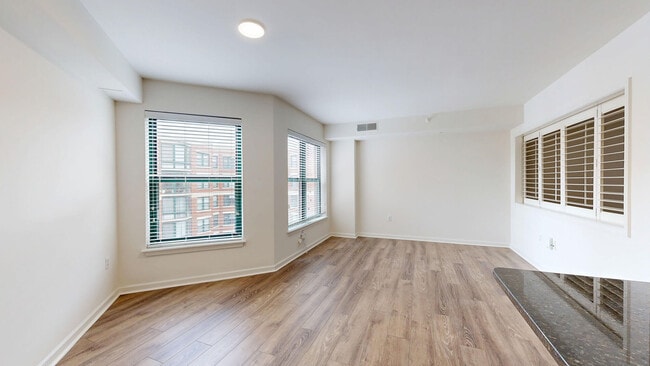Interior Photo - 1301 Thomas Circle