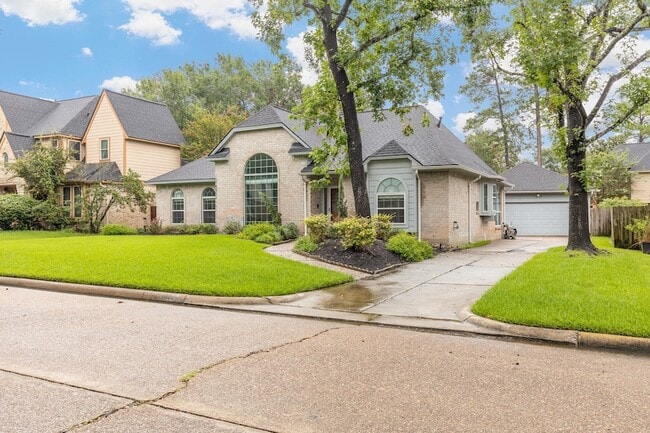 Building Photo - 5622 Woodland Creek Dr