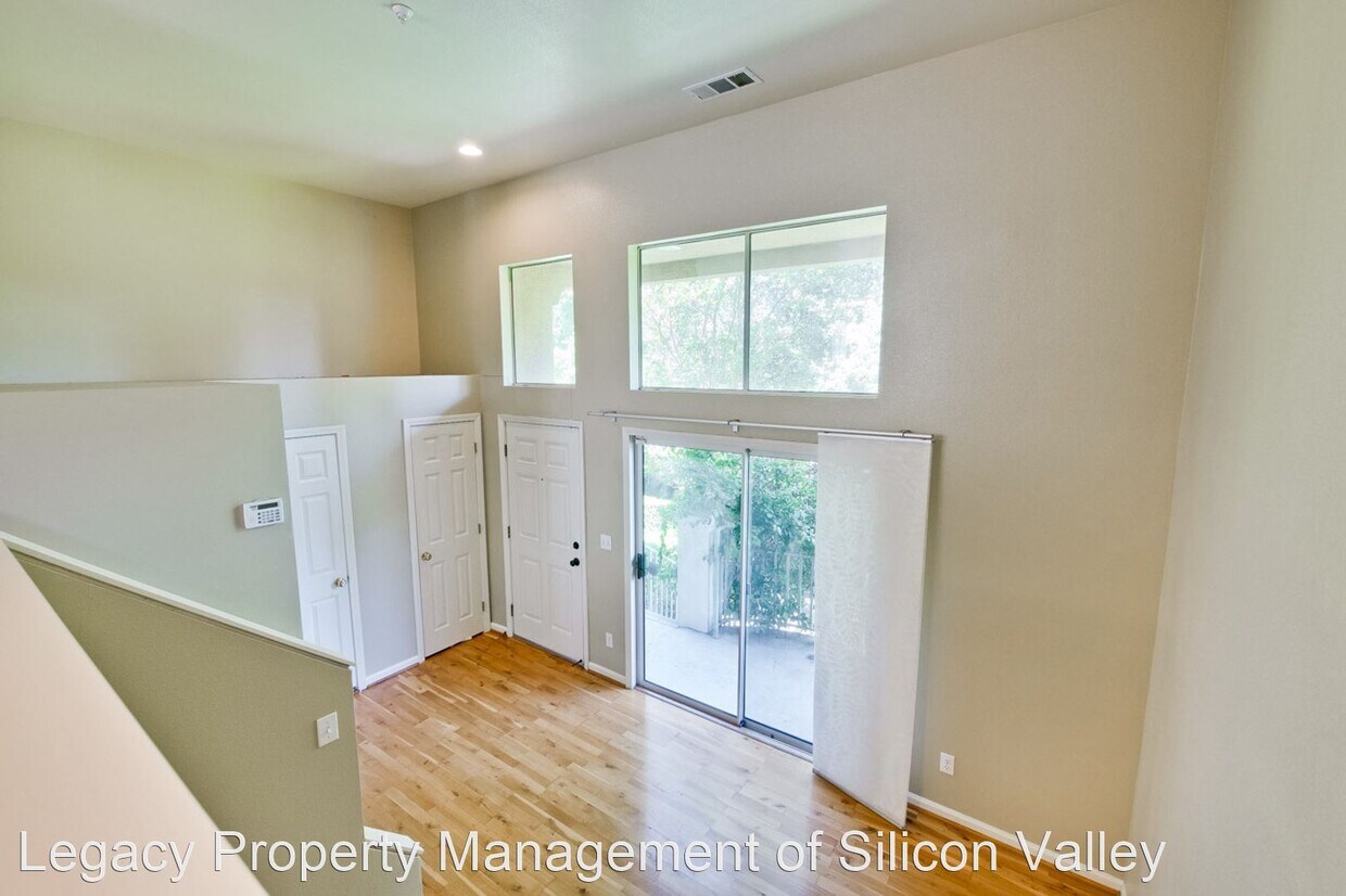 Primary Photo - 3 br, 2.5 bath House - 131 Irene Court