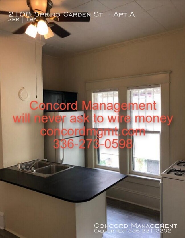 Foto del edificio - 2108 Spring Garden St