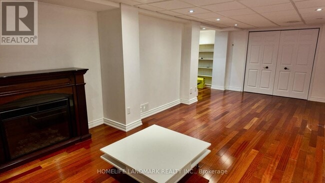 Building Photo - 197 Fincham Ave