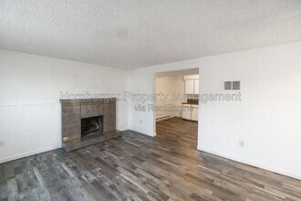 Building Photo - 1631 E Rowan Ave