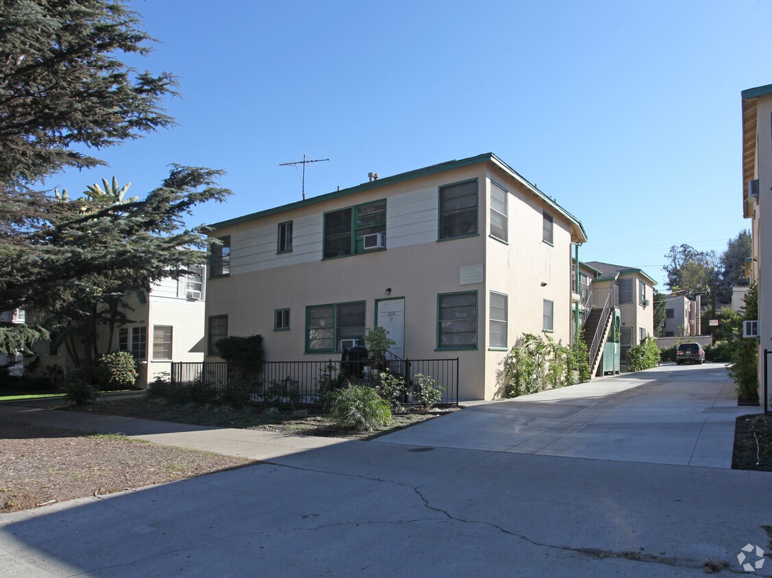Primary Photo - 4230-4250 Los Feliz Blvd