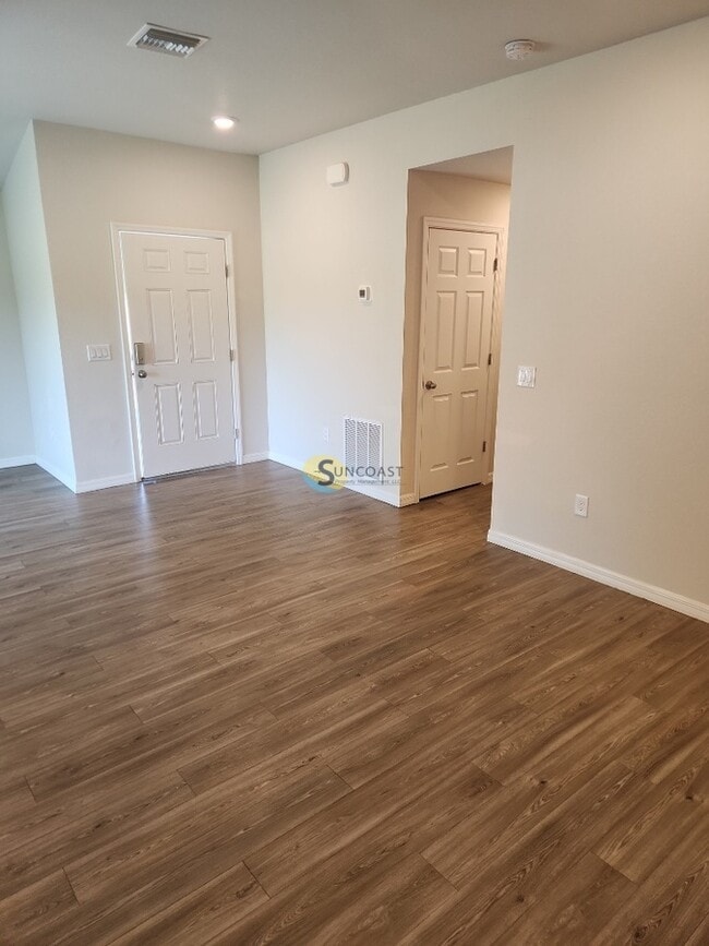 Foto del edificio - 359 Greenbriar Blvd