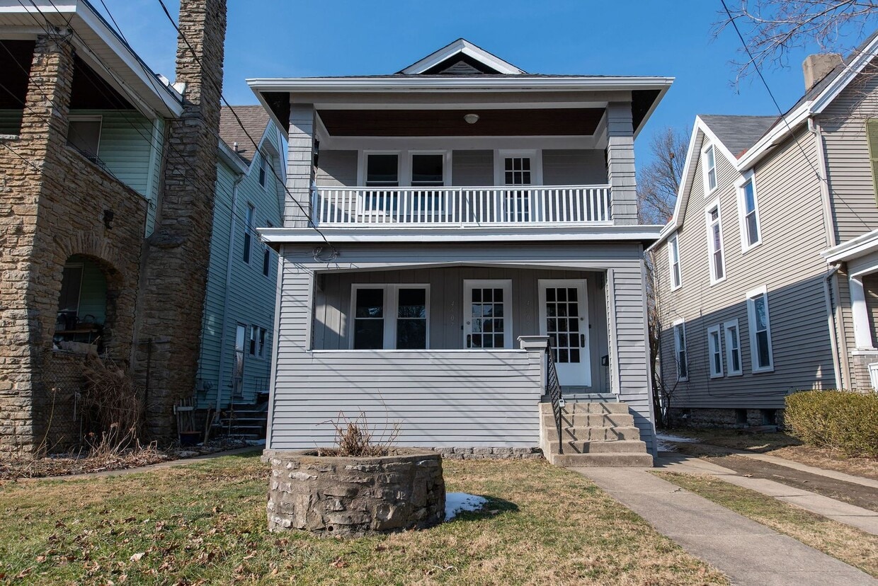 Primary Photo - 4507 Ashland Ave