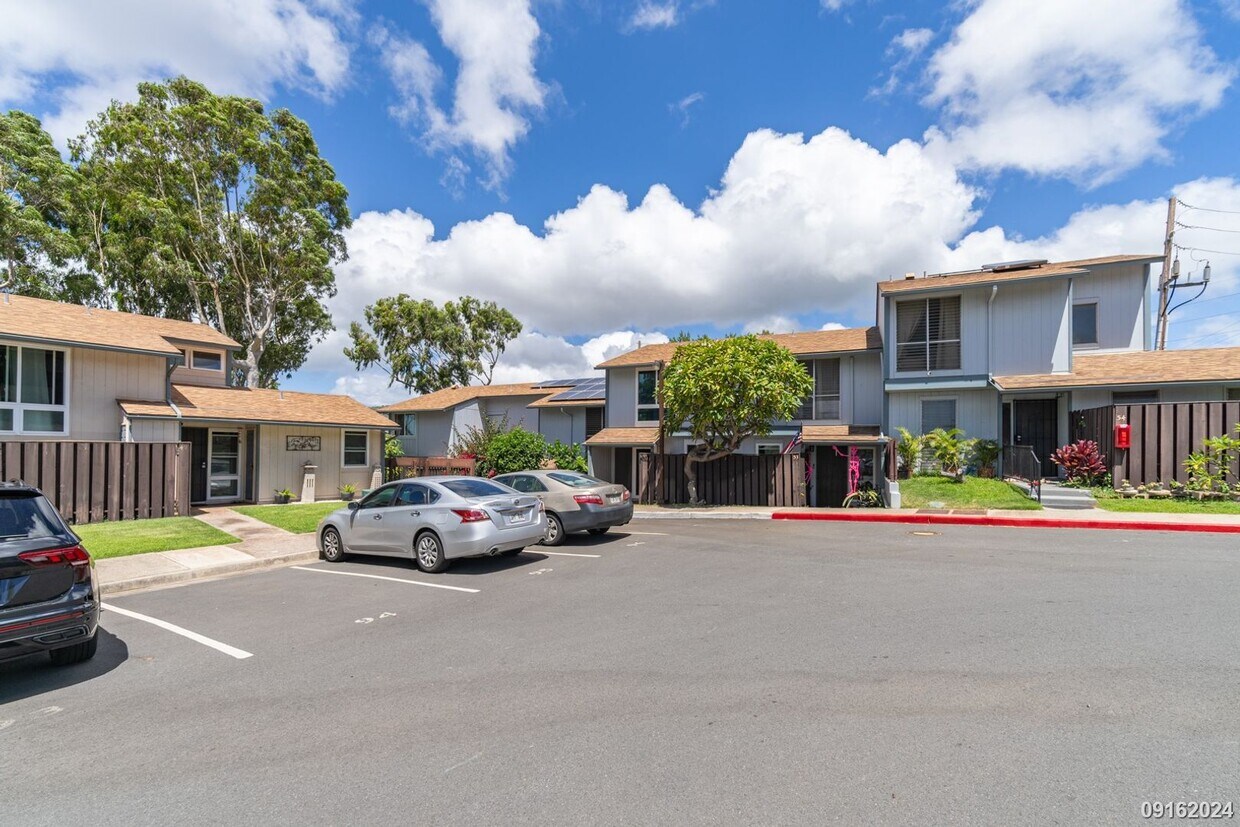 Primary Photo - 2Bd/1Ba 928 sqft Condo in Palehua Townhous...