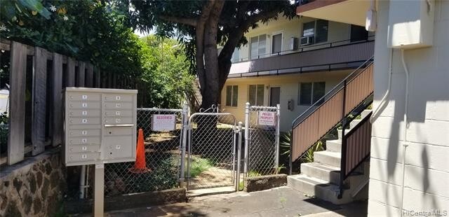 Building Photo - 1720 Algaroba St