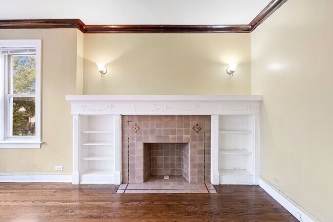 Foto del edificio - 7147-49 S Cornell Ave