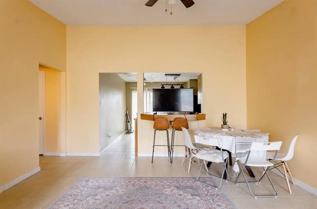 Foto del edificio - 10407 Burmaster Ln