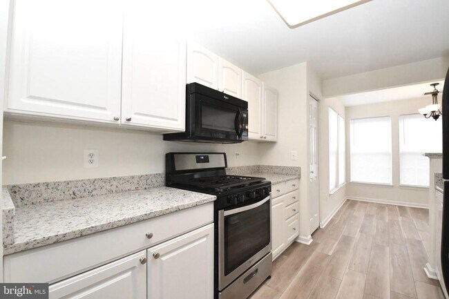 Building Photo - 7514 Snowpea Ct