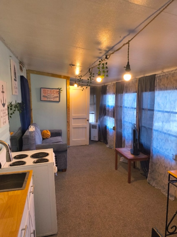 Photo - 157 Beach Manor Ct