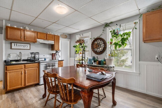 Foto del edificio - 34 Esther St