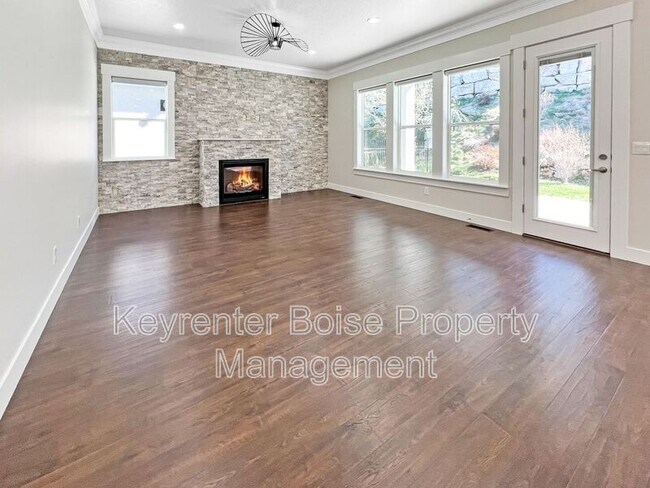 Foto del edificio - 849 E Joplin Ln