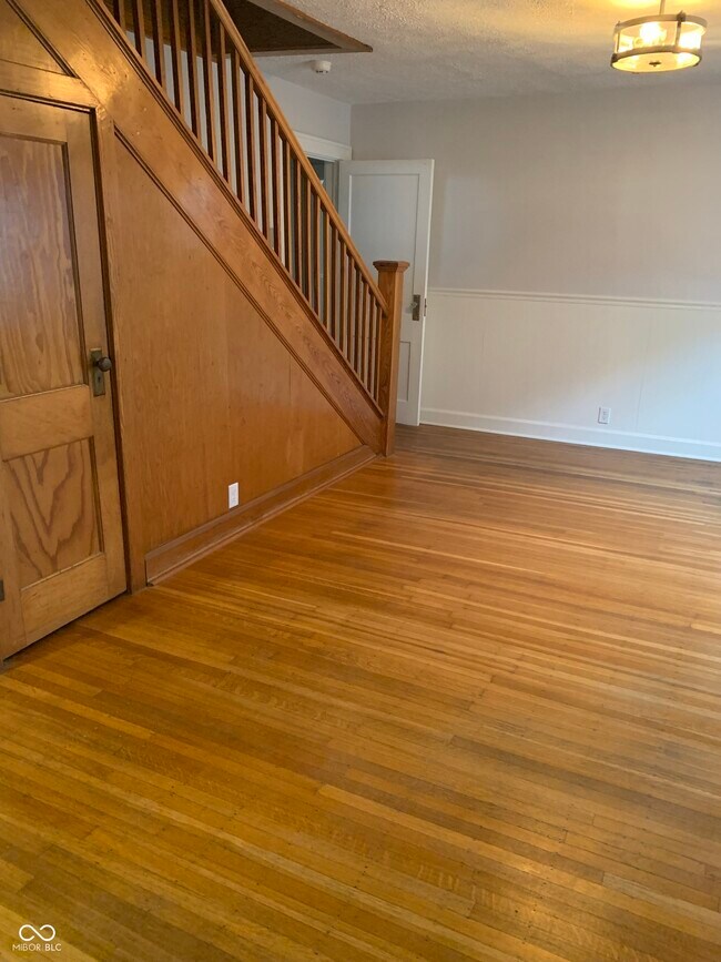 Foto del edificio - 717 N Emerson Ave