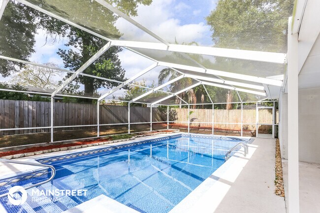 Foto del edificio - 2209 Malibu Dr