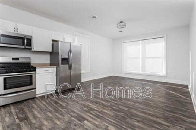 Foto del edificio - 1112 Pleasant St