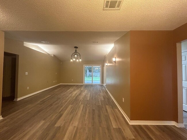 Building Photo - 1267 Jefferyscot Dr